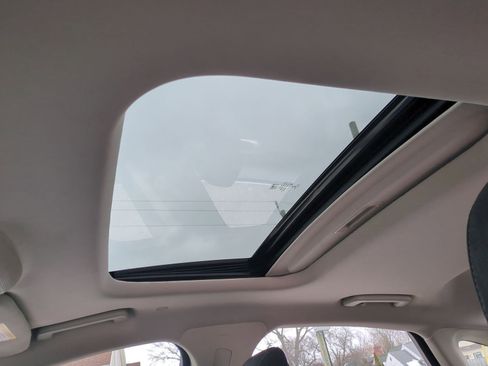 Used 2020 Ford Fusion SE image 31