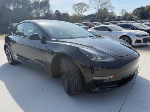 Used 2021 Tesla Model 3 Standard Range Plus RWD image 1