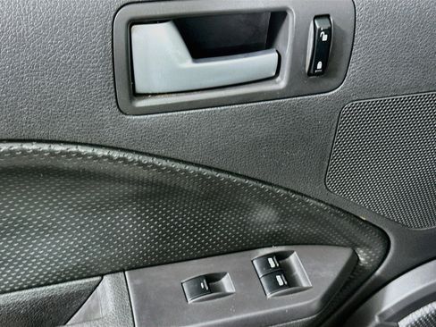 Used 2007 Ford Mustang GT Premium RWD image 15