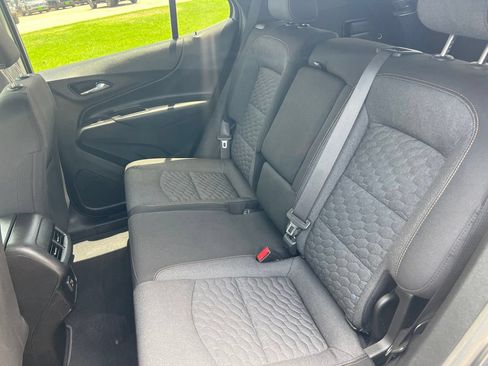 Used 2021 Chevrolet Equinox LT FWD image 23