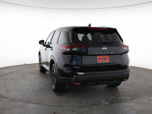 Used 2024 Nissan Rogue SV AWD/4WD image 10