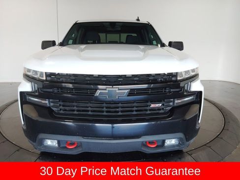 Used 2021 Chevrolet Silverado 1500 LT Trail Boss w/ Convenience Package II image 2