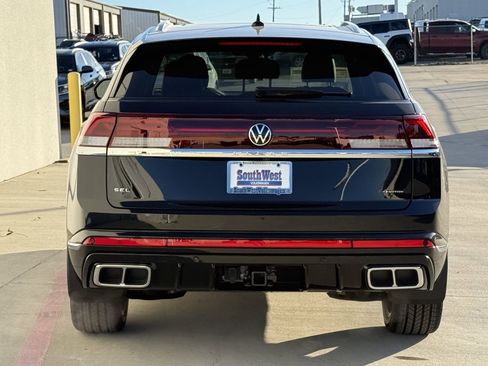 New 2026 Volkswagen Atlas Cross Sport SEL Premium R-Line image 5