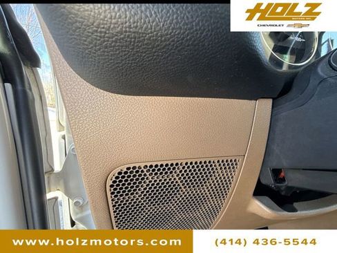 Used 2014 Jeep Wrangler Unlimited Sahara w/ Connectivity Group image 17