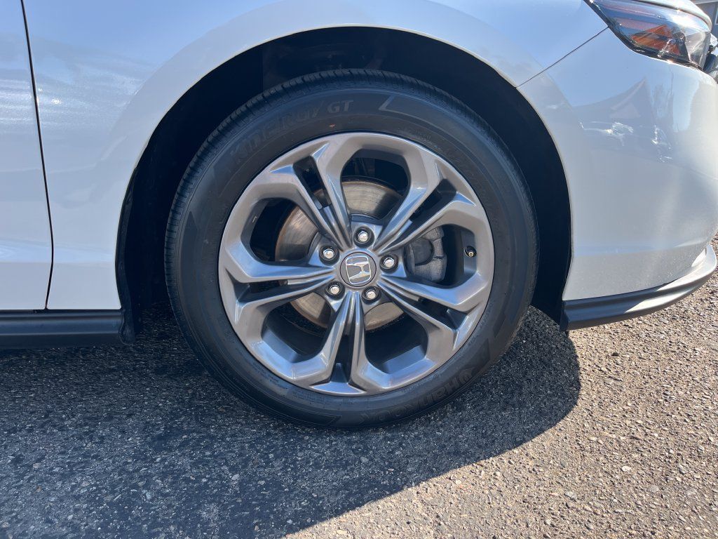 Used 2024 Honda Accord EX image 41