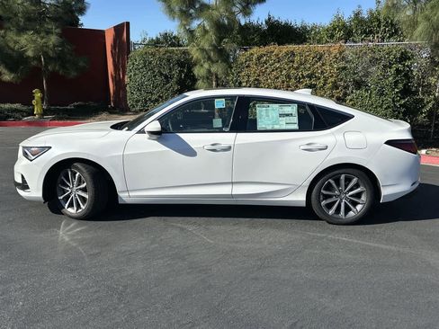 New 2025 Acura Integra image 3