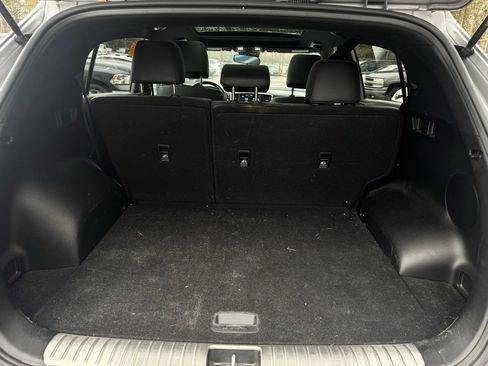 Used 2020 Kia Sportage S w/ S Sunroof Package image 8