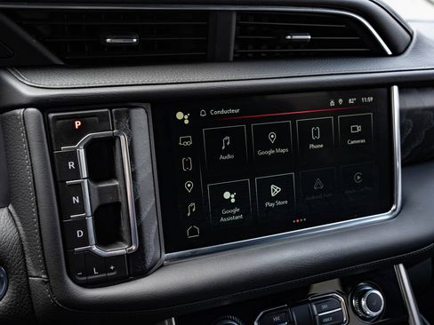 Used 2023 GMC Yukon Denali AWD/4WD image 35