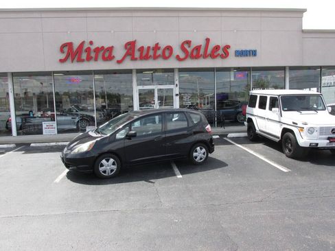 Used 2011 Honda Fit image 2