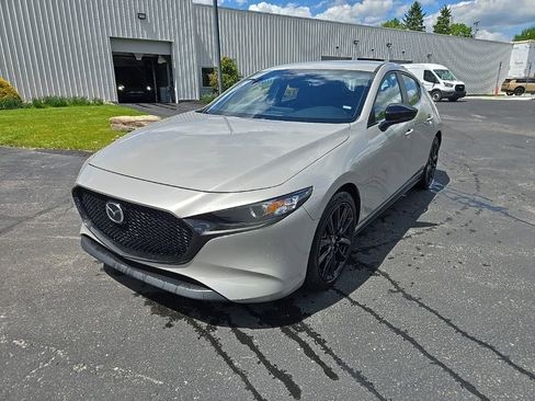 Used 2024 MAZDA MAZDA3 s FWD image 10