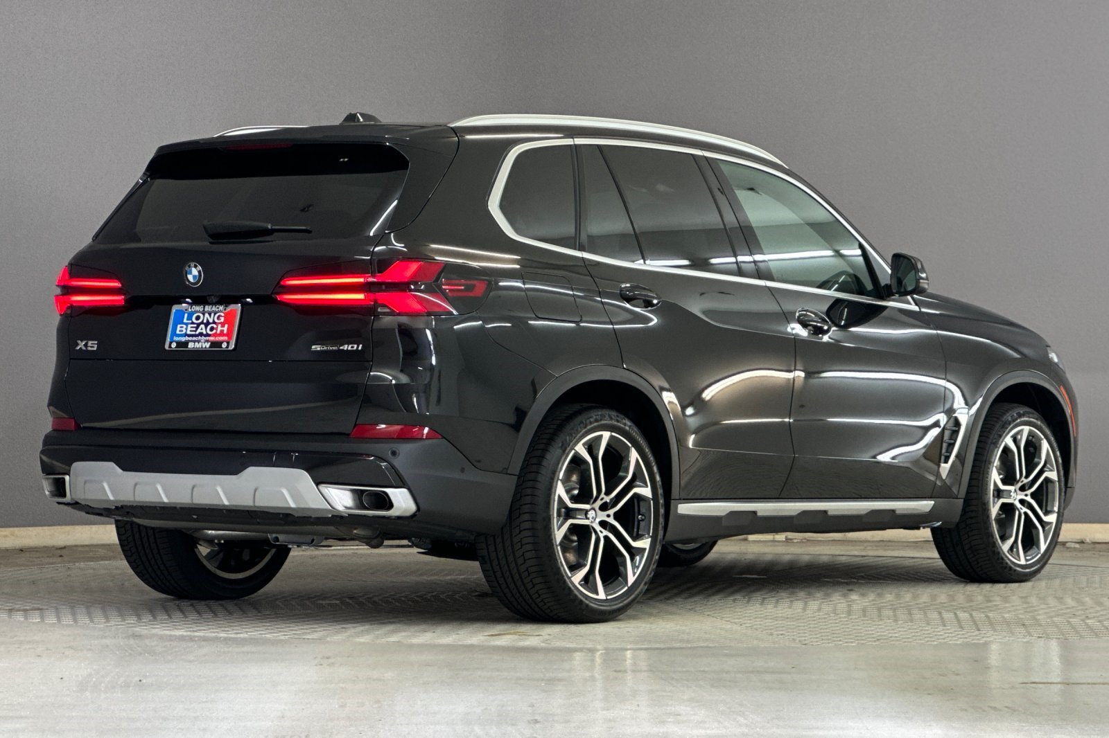 New 2026 BMW X5 sDrive40i RWD image 8