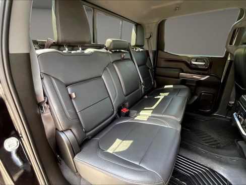 Used 2022 Chevrolet Silverado 1500 LTZ AWD/4WD image 28