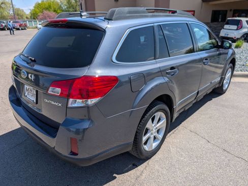 Used 2014 Subaru Outback 2.5i Limited AWD/4WD image 9