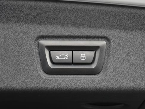 Certified 2023 BMW i4 eDrive35 RWD image 35