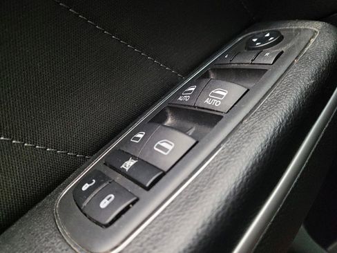 Used 2019 Dodge Charger SXT RWD image 27