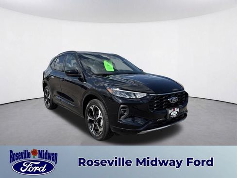 Used 2024 Ford Escape ST-Line Select w/ Tech Pack #2 AWD/4WD image 1