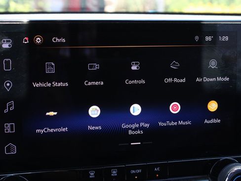 Used 2023 Chevrolet Colorado Trail Boss w/ LPO, Dark Essentials Package image 27