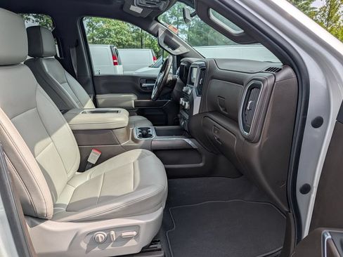 Used 2021 GMC Sierra 2500 SLT w/ SLT Convenience Package AWD/4WD image 13