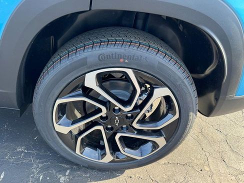 New 2026 Chevrolet Trax RS FWD image 6