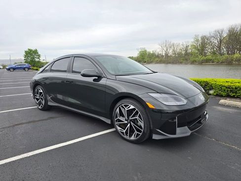 Used 2024 Hyundai Ioniq 6 SEL AWD/4WD image 15