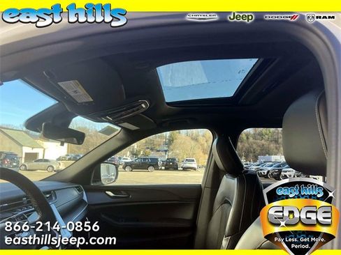 New 2025 Jeep Grand Cherokee L Altitude image 6