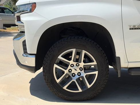 Used 2020 Chevrolet Silverado 1500 LT w/ Texas Edition RWD image 5
