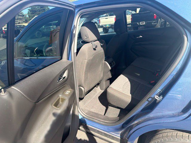 Used 2024 Chevrolet Equinox LT FWD image 12