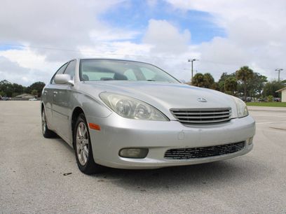Used 2004 Lexus ES 330 w/ Premium Pkg