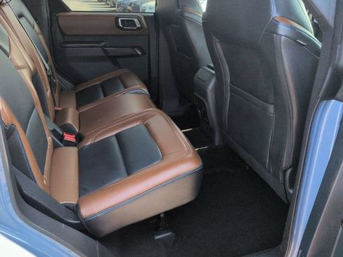 Used 2024 Ford Bronco Outer Banks AWD/4WD image 34