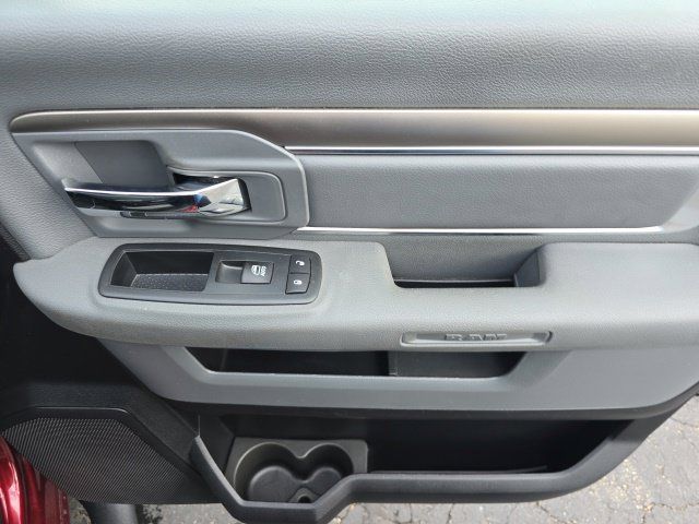 Used 2017 RAM 1500 Big Horn AWD/4WD image 30