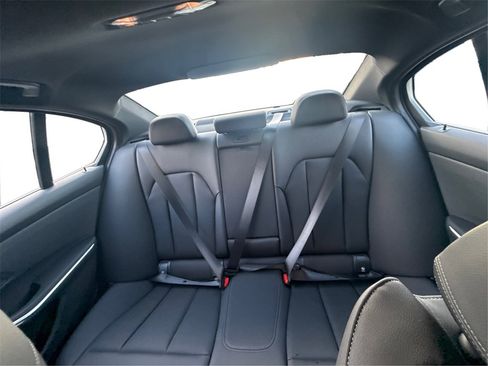 New 2026 BMW 330i Sedan w/ Premium Package image 20