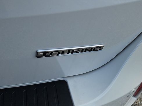 New 2026 Honda Odyssey Touring image 5