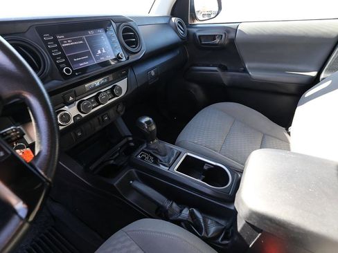 Used 2023 Toyota Tacoma SR AWD/4WD image 18