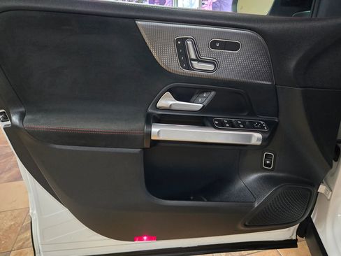 Used 2023 Mercedes-Benz EQB 350 4MATIC SUV image 32