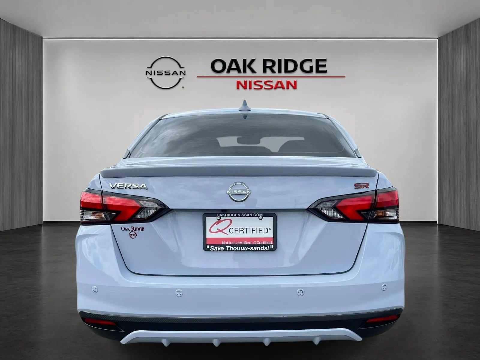 Used 2024 Nissan Versa SR w/ Trunk Package FWD image 4