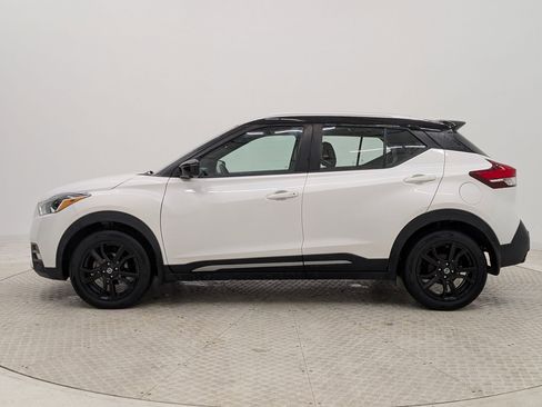 Used 2020 Nissan Kicks SR w/ SR Premium Package image 2