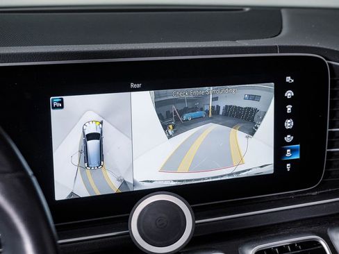 Used 2022 Mercedes-Benz GLS 450 4MATIC image 24