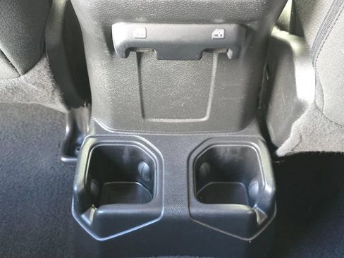 Used 2022 Jeep Wrangler Unlimited Sport AWD/4WD image 18