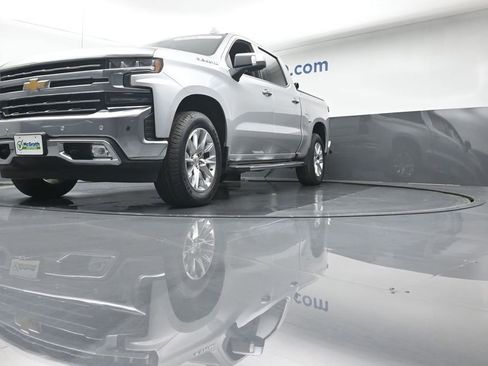 Used 2021 Chevrolet Silverado 1500 LTZ w/ LTZ Premium Package image 6