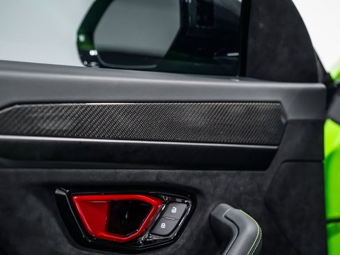 Used 2023 Lamborghini Urus Performante image 16