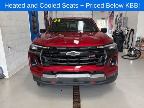 Used 2024 Chevrolet Colorado Z71 w/ Z71 Convenience Package 2 AWD/4WD image 3