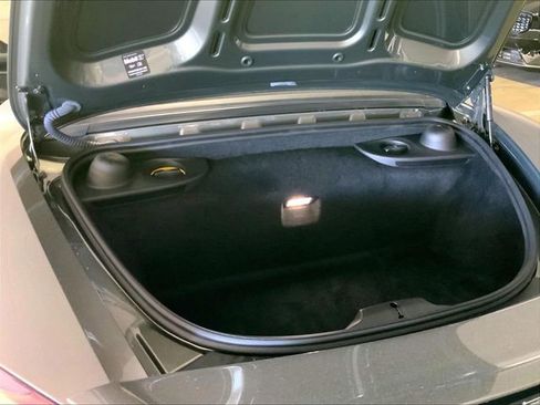 Used 2025 Porsche 718 Boxster image 20