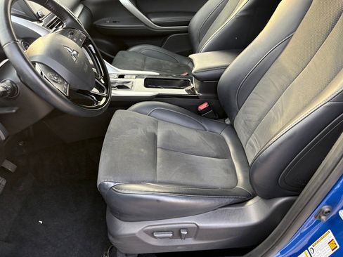 Used 2024 Mitsubishi Eclipse Cross SE image 28