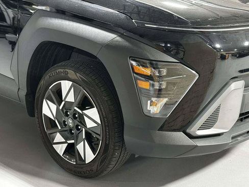 Certified 2024 Hyundai Kona SEL AWD/4WD image 9