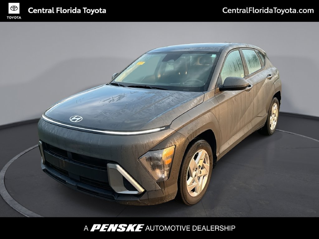 Used 2024 Hyundai Kona SE FWD image 1