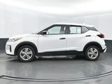 Used 2022 Nissan Kicks S image 5