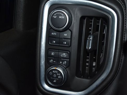 Used 2022 GMC Sierra 2500 Denali image 17