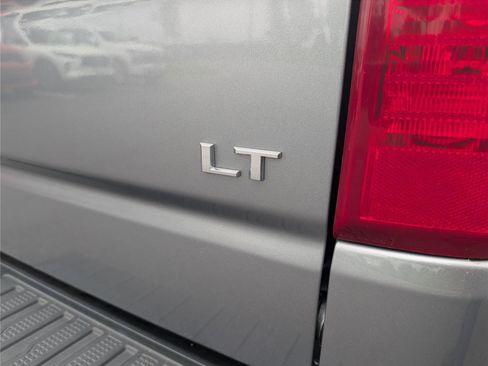 Used 2021 Chevrolet Silverado 1500 LT w/ Convenience Package II AWD/4WD image 10