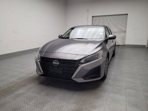 Used 2023 Nissan Altima 2.5 SV image 15