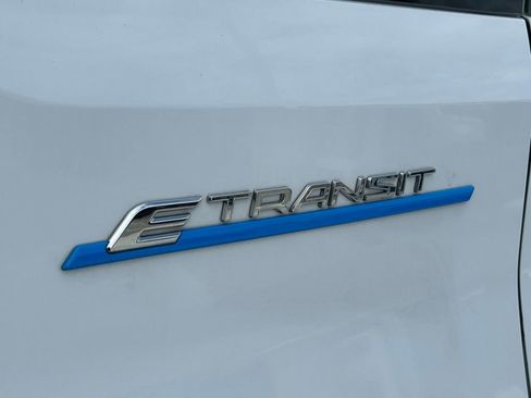 Used 2022 Ford E-Transit Medium Roof w/ Load Area Protection Package image 21